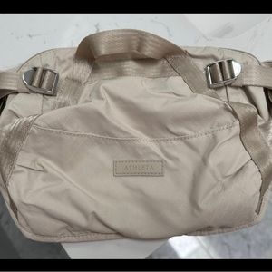 Athleta Excursion Waistbag